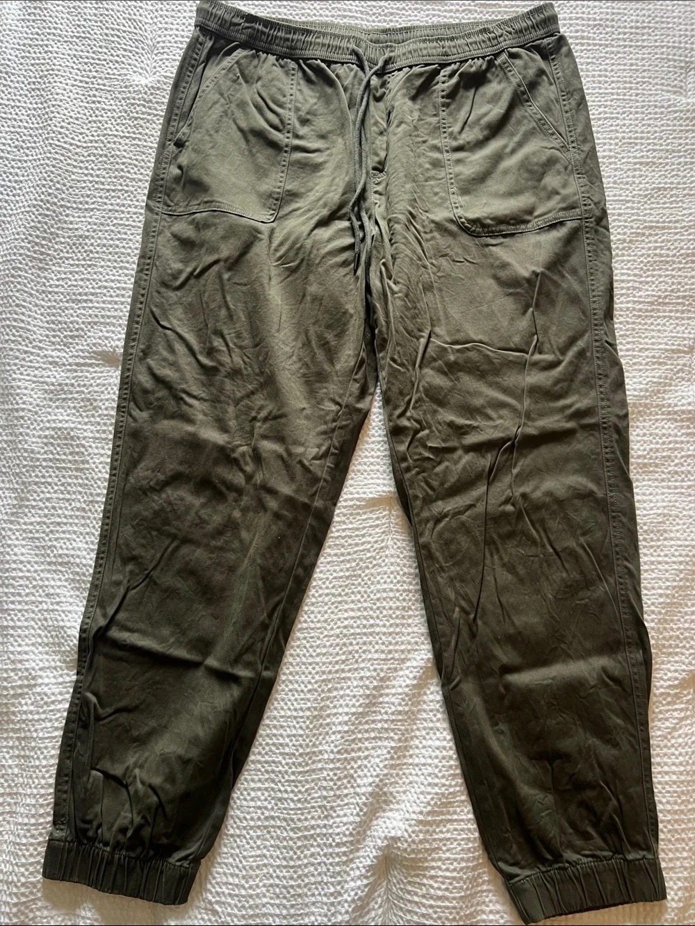 C & C California Olive Drawstring Jogger Style Pants - Picture 1 of 4